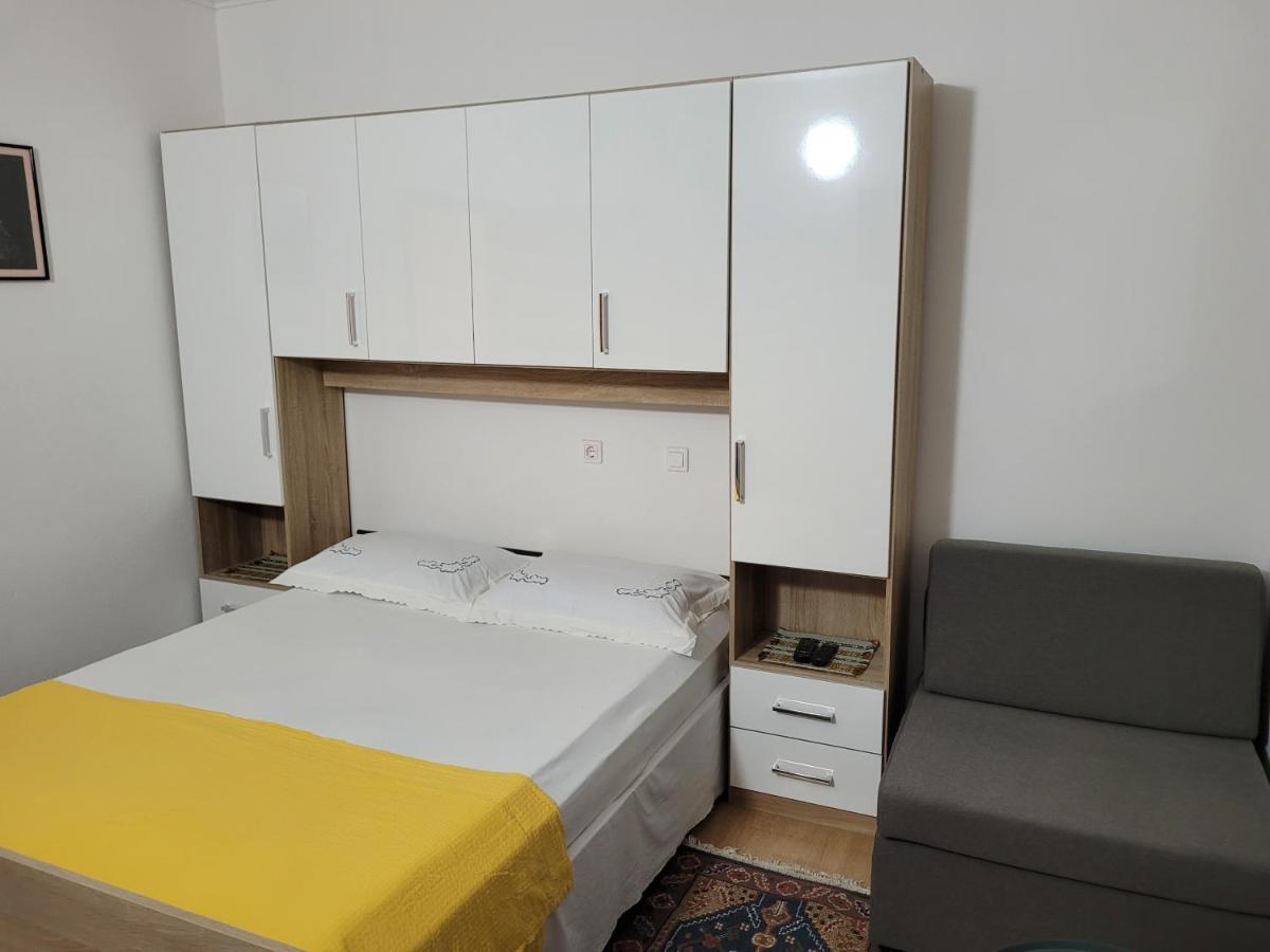 Apartmani Tonci Pag Pag Town Exterior foto