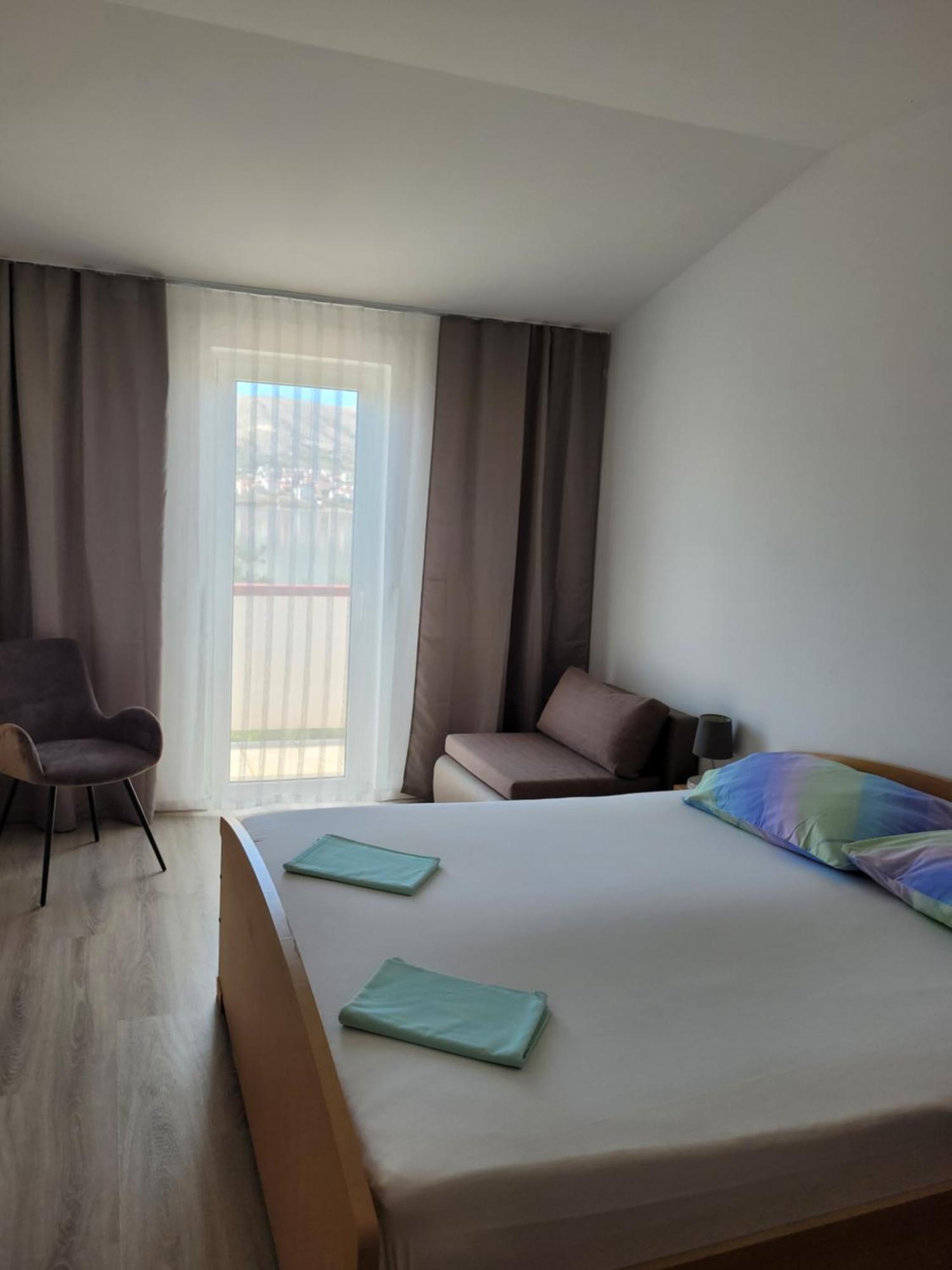 Apartmani Tonci Pag Pag Town Cameră foto