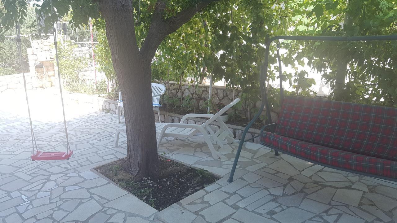 Apartmani Tonci Pag Pag Town Exterior foto