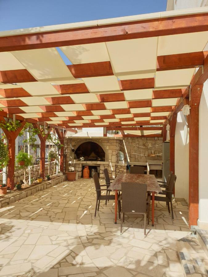 Apartmani Tonci Pag Pag Town Exterior foto