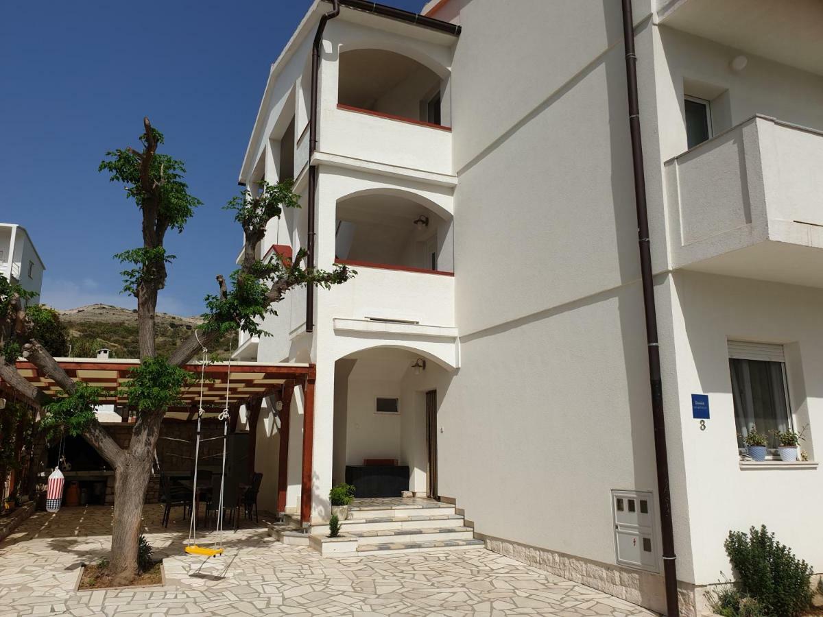 Apartmani Tonci Pag Pag Town Exterior foto